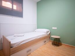 Th08 Apartamento Moderno con Patio Privado