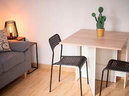 Th08 Apartamento Moderno con Patio Privado