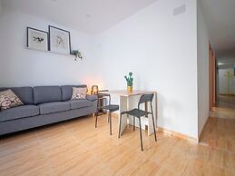 Th08 Apartamento Moderno con Patio Privado