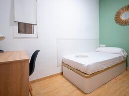 Th08 Apartamento Moderno con Patio Privado