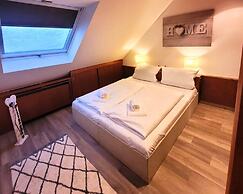 Apartment With Covered Balcony