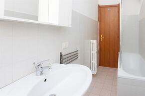 Rental in Rome Jenner Apartment