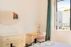 Rental in Rome Jenner Apartment