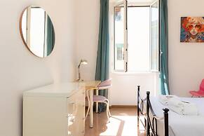 Rental in Rome Jenner Apartment