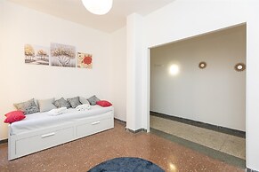 Rental in Rome Jenner Apartment