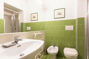 Rental in Rome Frattina Atmosphere Apartment