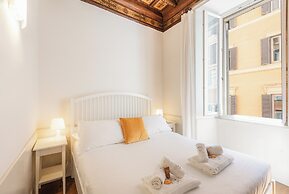 Rental in Rome Frattina Atmosphere Apartment