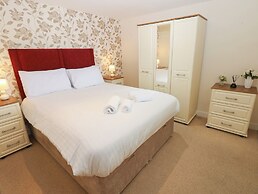 Pears Suite