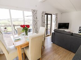 Summertime Lodge