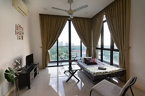 Lux Dpristine 3BR Home w Views, 5mins to Legoland