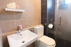 Lux Dpristine 3BR Home w Views, 5mins to Legoland