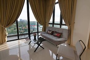 Lux Dpristine 3BR Home w Views, 5mins to Legoland