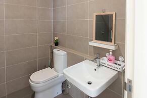 Lux Dpristine 3BR Home w Views, 5mins to Legoland