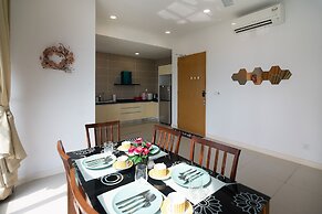 Lux Dpristine 3BR Home w Views, 5mins to Legoland