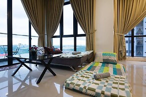 Lux Dpristine 3BR Home w Views, 5mins to Legoland