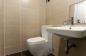 Chic 2BR Dpristine, Legoland Free Parking