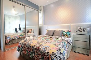 Chic 4BR Oasis With Gazebo, Your Dream Getaway