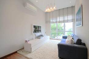 Chic 4BR Oasis With Gazebo, Your Dream Getaway