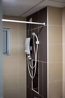 Bright & Modern 3BR Suite, Free Parking