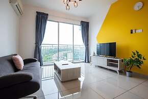 Bright & Modern 3BR Suite, Free Parking