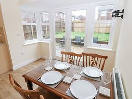 Lingla House