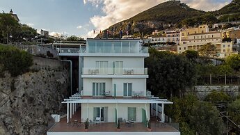 Hotel Bristol