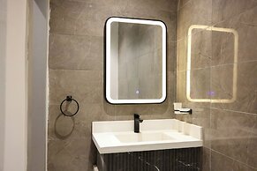 Self Check-In Apartments by MehadStay