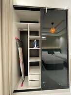 Self Check-In Apartments by MehadStay