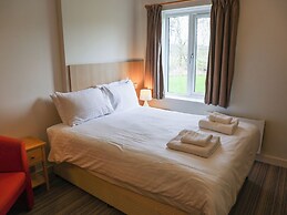 Jubilee Ground-floor Double Bedroom
