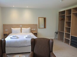 Jubilee First-floor King-size Bedroom