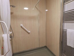 Jubilee First-floor Double Bedroom