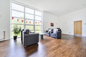 Jubilee First-floor Single Bedroom