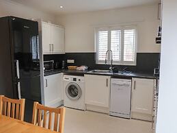 Jubilee Two Bedroom Bungalow Pet Free