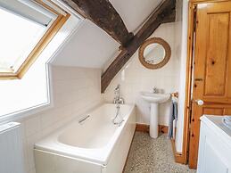 Cyffdy Cottage - Tegid