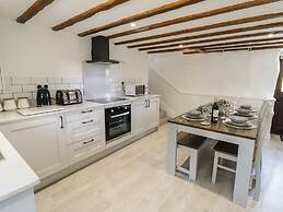 Cyffdy Cottage - Arenig