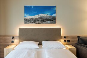 Chalet Aster