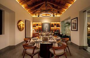 Singular Signature Residences