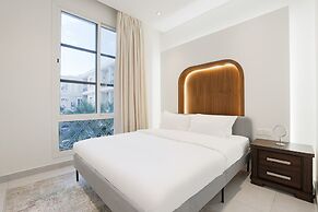 Three Bedroom Colorful & Exotic Flat in Alrabie