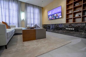 Two Bedroom Stylish & Relaxing Flat in Al-rabie