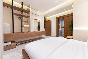 Luxury Apartment in Alwadi