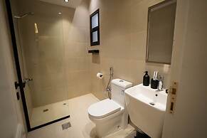 Trendy Apartment in Almalqa