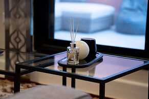 Three Bedroom Trendy Apartment in Qurtoba