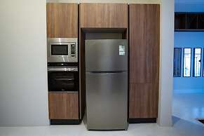 Three Bedroom Trendy Apartment in Qurtoba