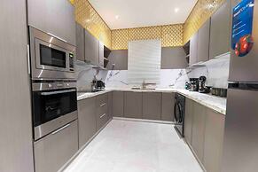 Stylish & Relaxing Flat in Alwadi Vll