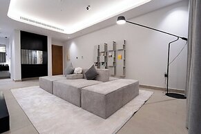 Stylish and Relaxing Flat in Almohamadia