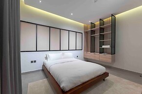 Cozy and Calm Flat in Alwadi Xlll