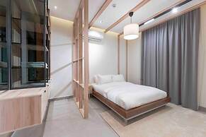 Cozy and Calm Flat in Alwadi Xlll