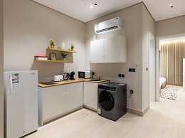 Comfortable Two BR Home With Shared Garden