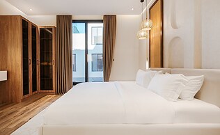Two Bedroom Luxury Flat in Al-narjis