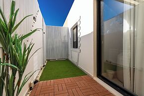 Modern Apartment in Hittin